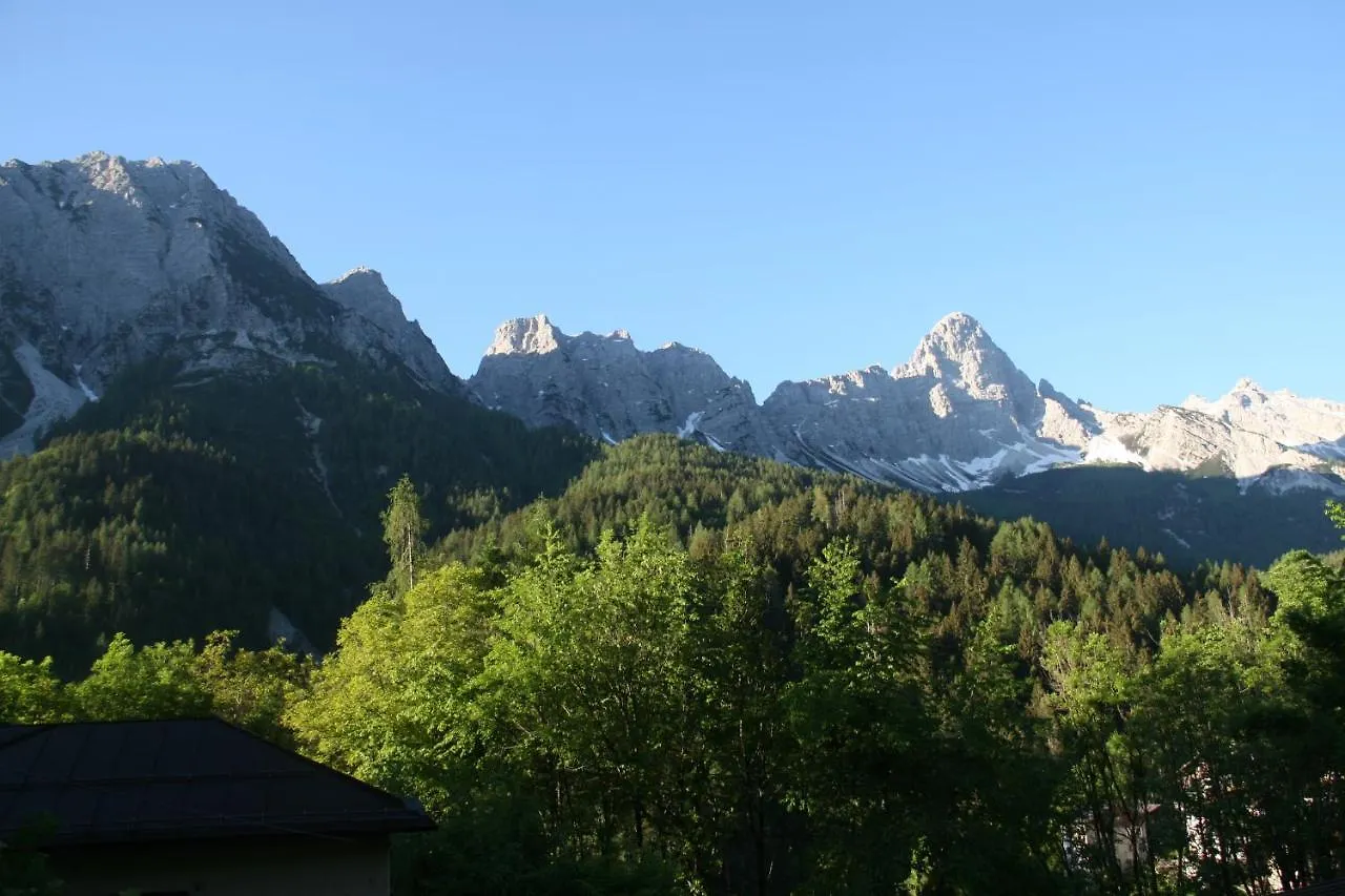 Hotel Dolomiti House Cibiana Gasthof