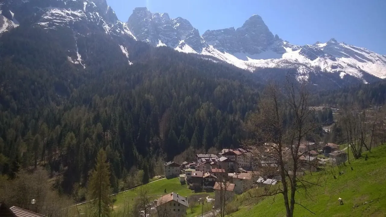 Hotel Dolomiti House Cibiana Gasthof